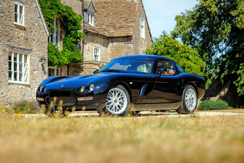 Британское купе Bristol Fighter с мотором V10 от Dodge Viper ненадолго вернулось на рынок