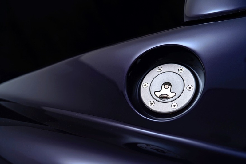 Рестомод Analogue VHPK на базе Lotus Elise S1: водитель по центру и масса менее 600 кг